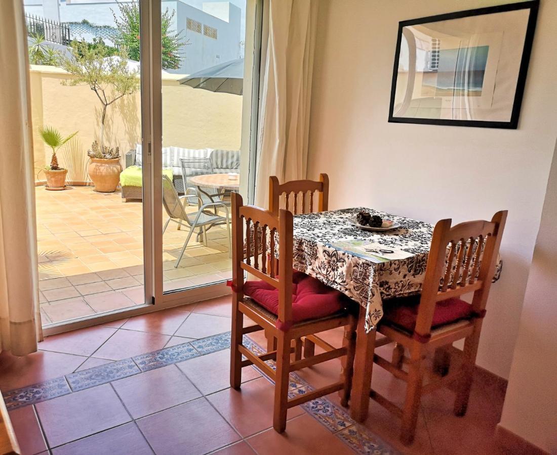 Villa Carabeo Playa Nerja Exterior photo