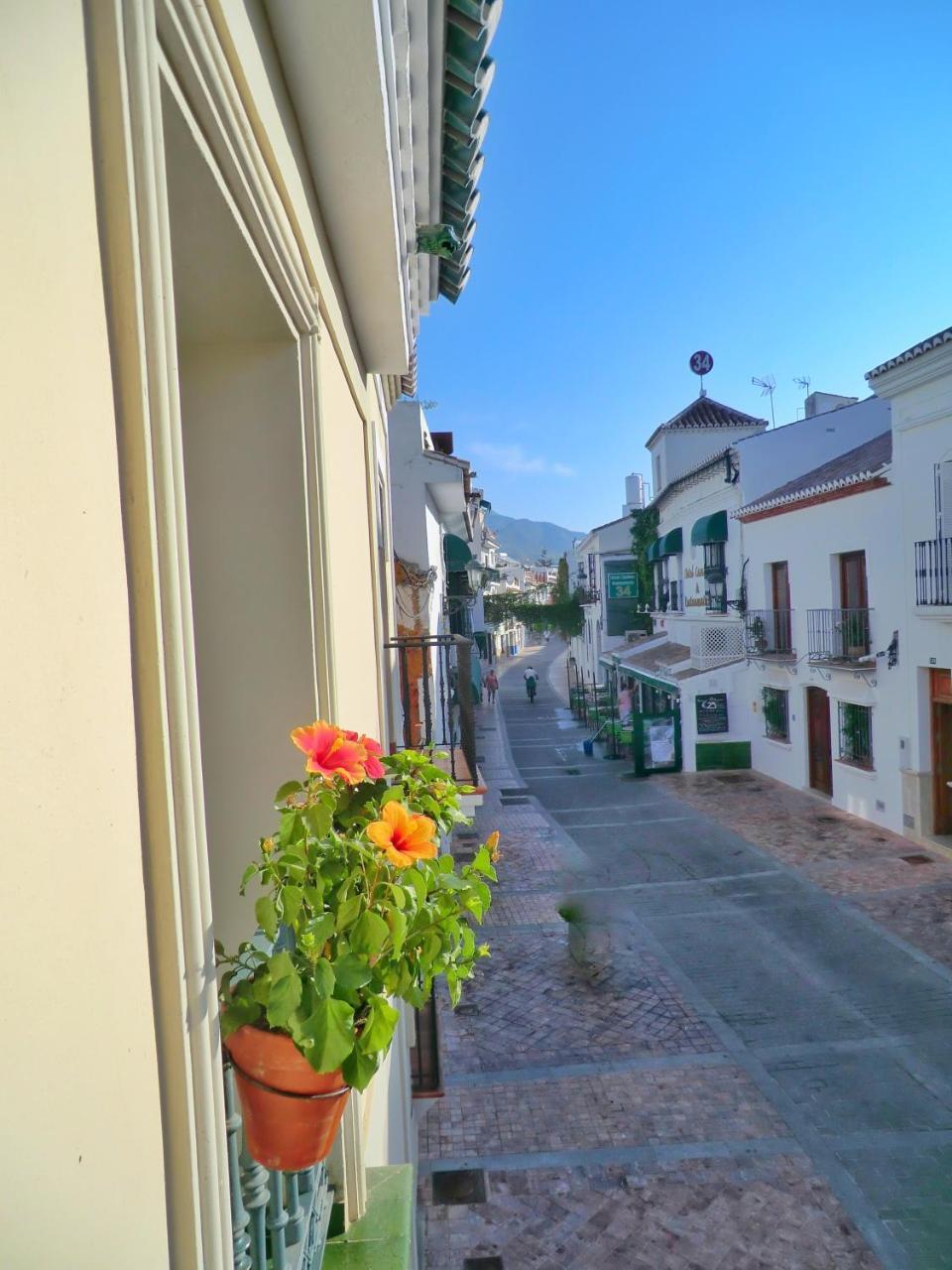 Villa Carabeo Playa Nerja Exterior photo